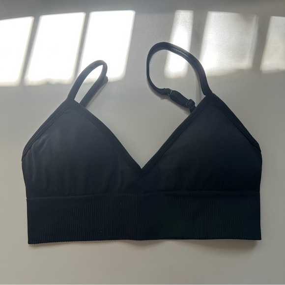 lululemon athletica Other - Lululemon Sports Bra – Black – Size 6